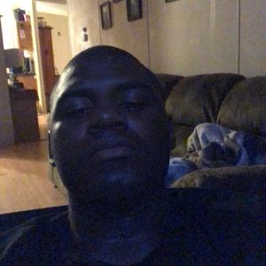 Meet your Posher, Dennis